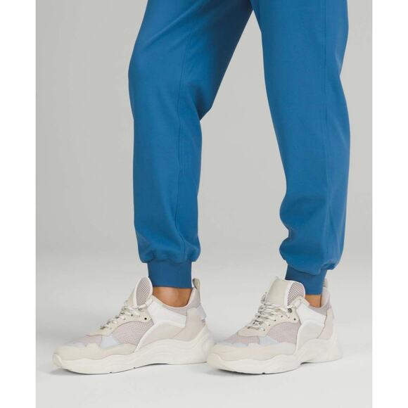 Lululemon Stretch Soft Denim Blue High Rise Jogger Full Length- 10 - Picture 5 of 12